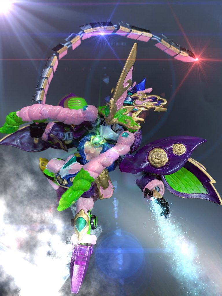 貂蝉キュベレイと貂蝉クシャトリヤをベースに。胴体は大喬アルテミーで。