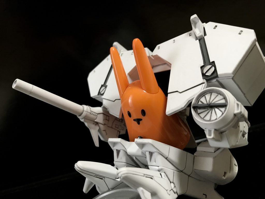 謎のウサギ。(ナバズタグというひと昔前のIoTガジェットの付属品)