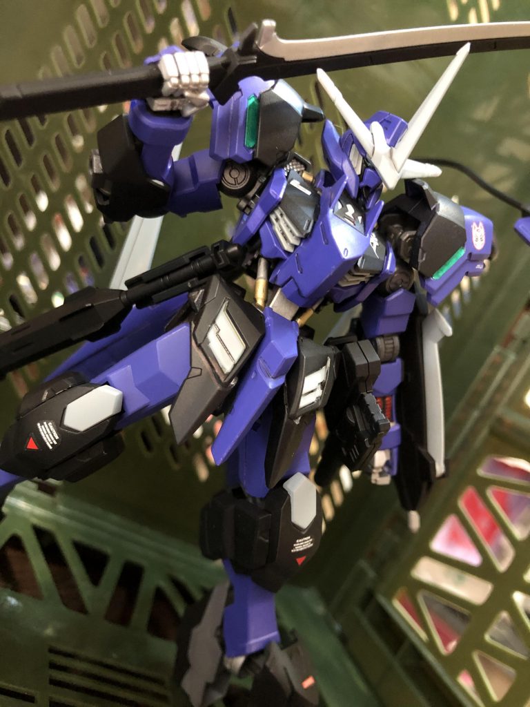 鉄鬼参式（てっきさんしき）乙型鉄華団別働隊、零番隊マサキ.キョウスケ搭乗機...という妄想です✨主兵装は太刀タイプコトブキヤのもの使いました。