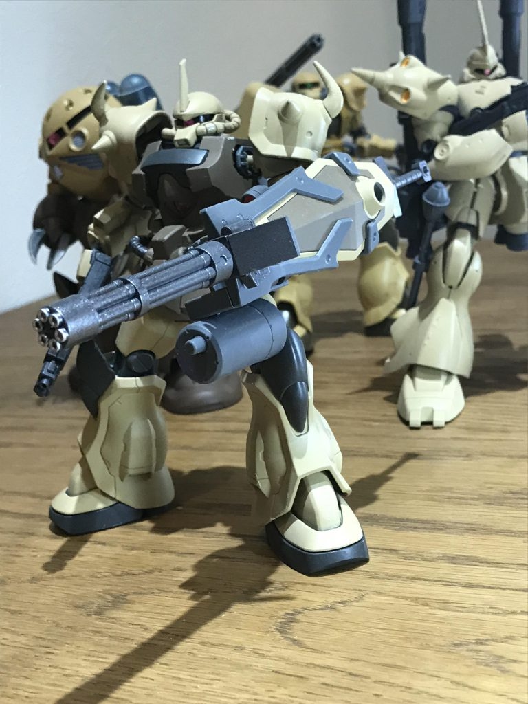 近・中距離を得意として敵を殲滅するイメージです。