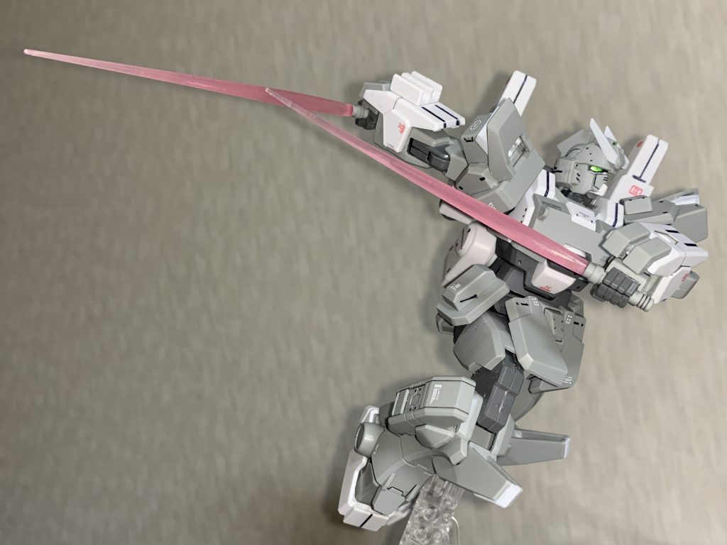 サーベル姿がやたら似合う