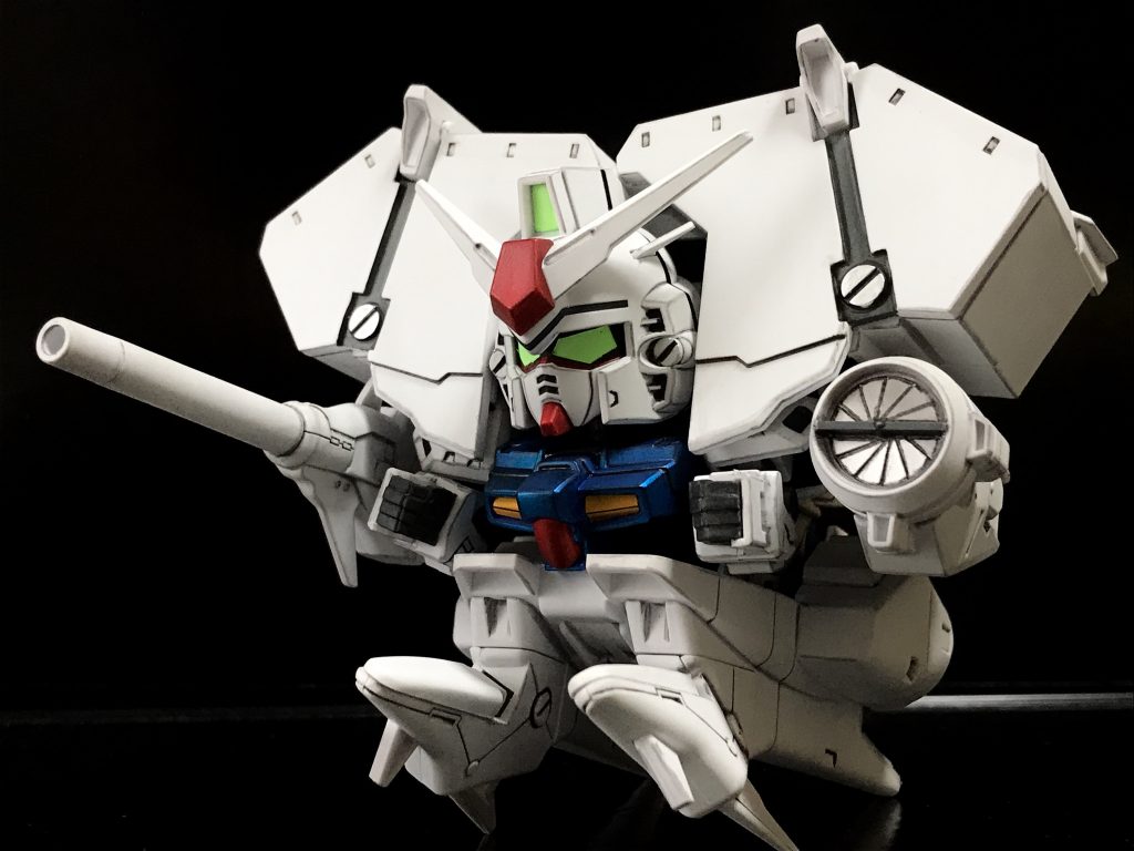 白い部分以外は色塗り頑張りました。