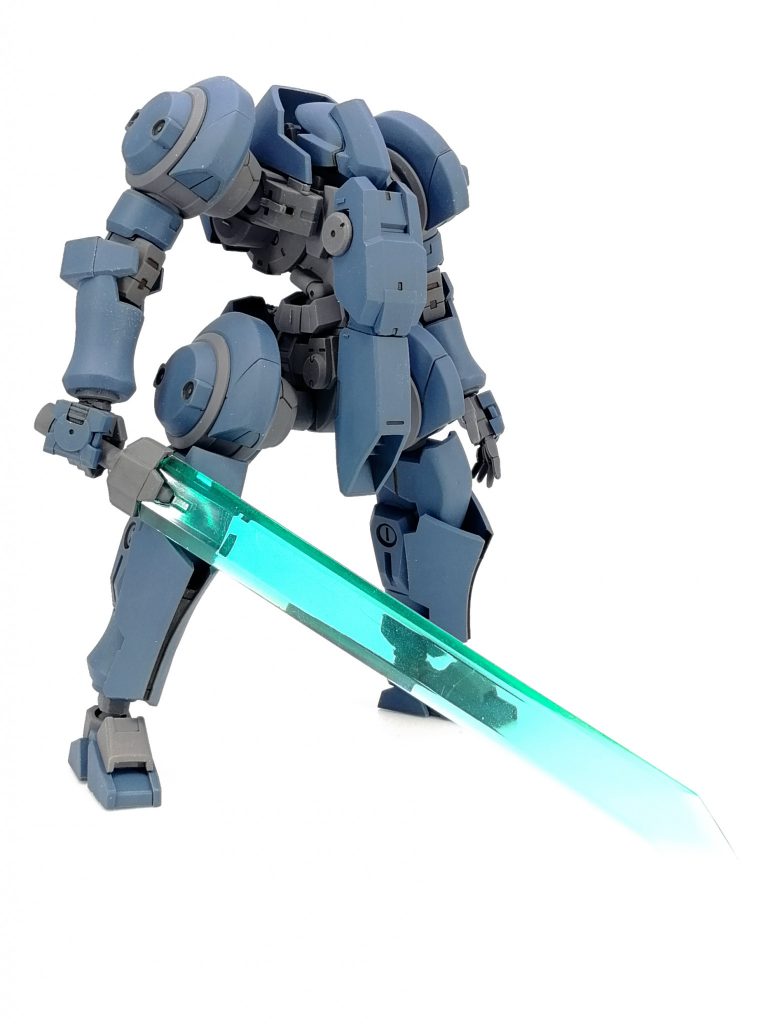 塗装は今回は気楽にメカサフヘヴィ塗ってラッカーで装甲も塗った後ウェザリングカラーで簡単にウォッシュしてパステルで埃付けとエッジ立てただけです。