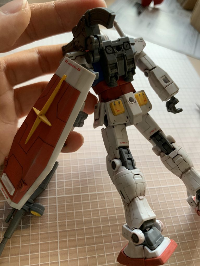 裏側やシールドまで筋彫り！もも裏の筋彫りは同じ方向になってしまった💦本当は非対称にする予定でした。