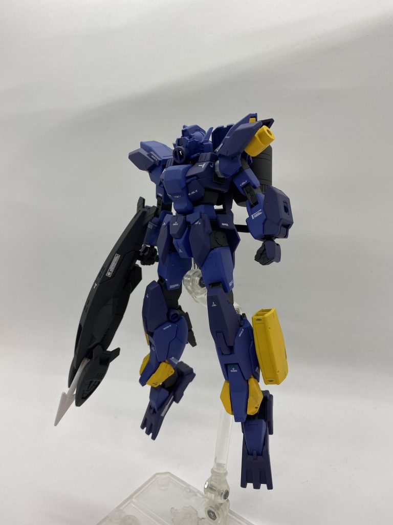 このメルクリオガンダムはゲーム、バイオショックに登場した「ビックダディ」と言うキャラに影響を受けて制作したガンプラです(^-^)