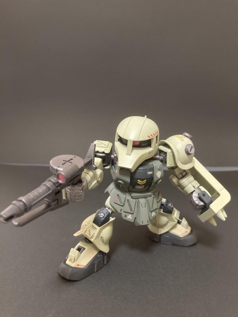 武装が豊富なのでザクは作ってて楽しいですね。