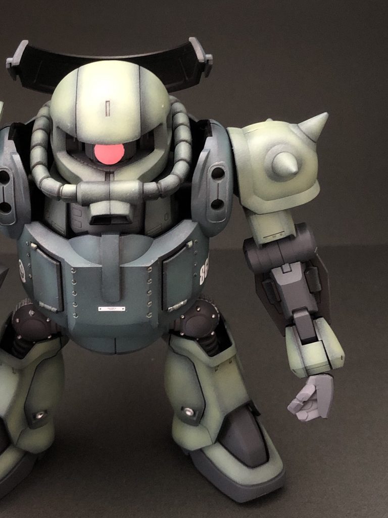 〈塗装レシピ〉・下地…黒サフ、シルバーサフ・本体グリーン1…ライトグリーン(ガイアカラー)・本体グリーン2…ダークグリーン(ガイアカラー)・モビルハロ本体…ブルーグレー(ガイアカラー)・関節他…メカサフヘヴィ、メカサフスーパーヘヴィ(ガイアカラー)・バーニア外他…フレームメタリック2(ガイアカラー)・バーニア内…GXメタルダークブルー(クレオス)