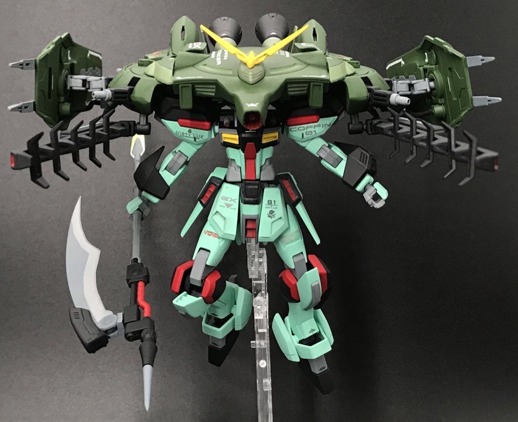 エクツァーンはフレズベルグ発射形態にできるようにひとつひとつ別パーツ化させてます