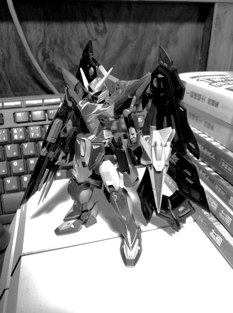 そんなこんなで形になったわけですが、ここからランサーダートホルダーやらムツハノタチの形状変更やらありつつ塗装に入っていきます^ ^;