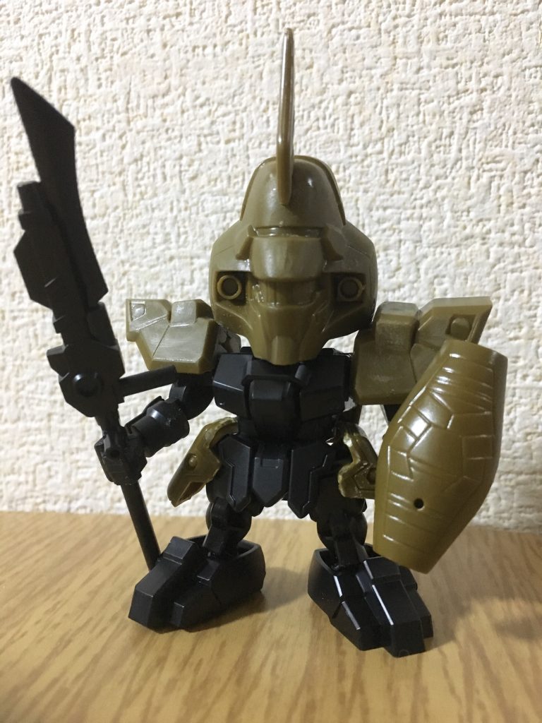 以前とりあえず1箱買っておいたものの使い道に悩んでいた三国創傑伝・BUG&部隊兵セットをベースに、サンドロックと同じくGジェネ版のSDマグアナックキットを加工し創傑伝部隊兵体型に整えています(あと38体作りたい気持ちもありましたが一応やめておきました)。