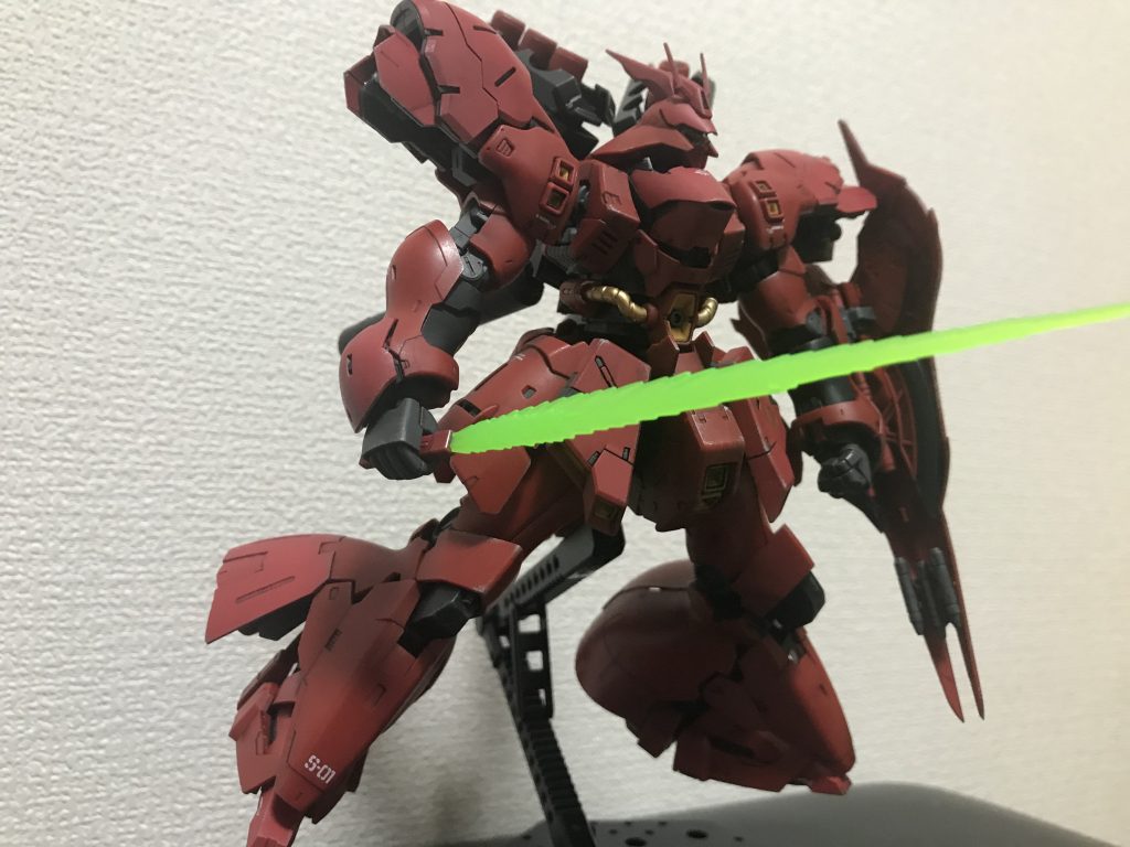 緑のビームサーベルもかっこいい！