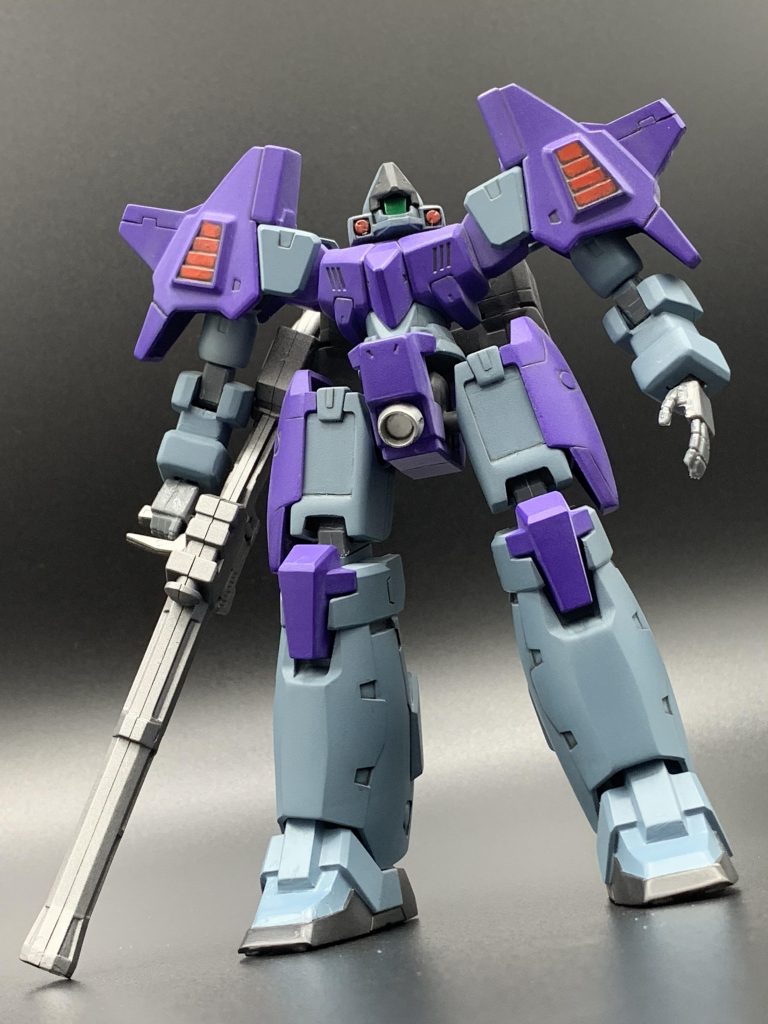 なんか…なんかいい。ゴツくてかっこいい。1/100も作りたくなってしまった。