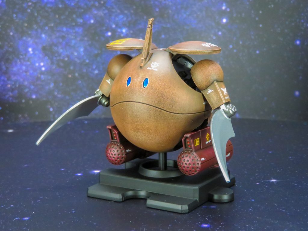 ドライブラシで9段階のグラデーションを付けて塗装しています。