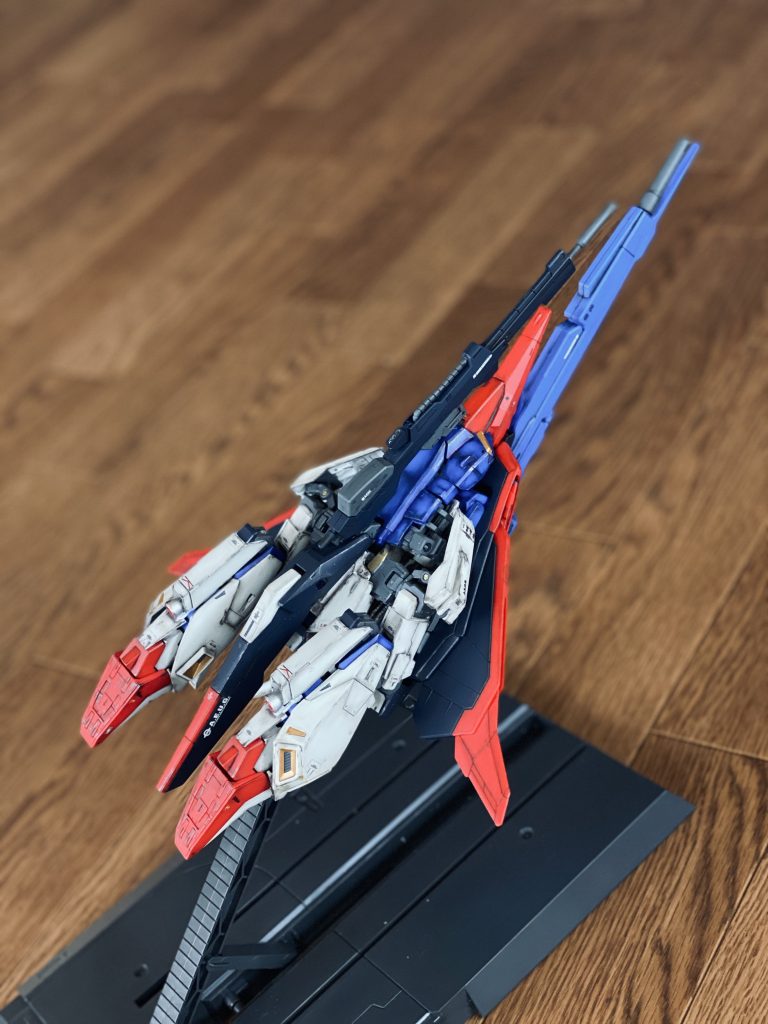 ウェイブライダーに変形！変形させるのに凄い時間掛かりましたが、めちゃくちゃカッコイイですね！