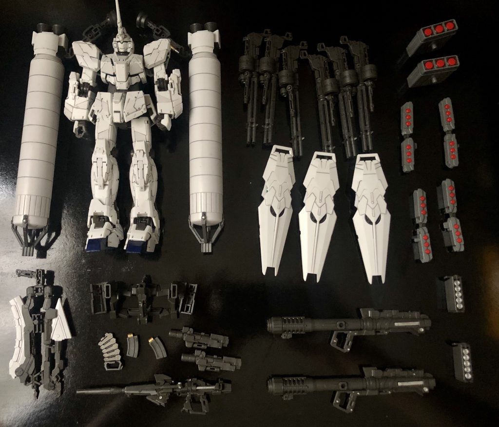 サムネの全武装を並べた奴画像だと分かりにくいけど、弾倉内の弾丸も一応塗り分けしてあります。