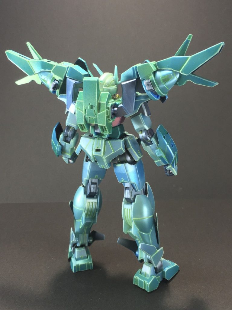 後ろが見えそうなパーツは裏側をジャーマングレーで塗装してます。