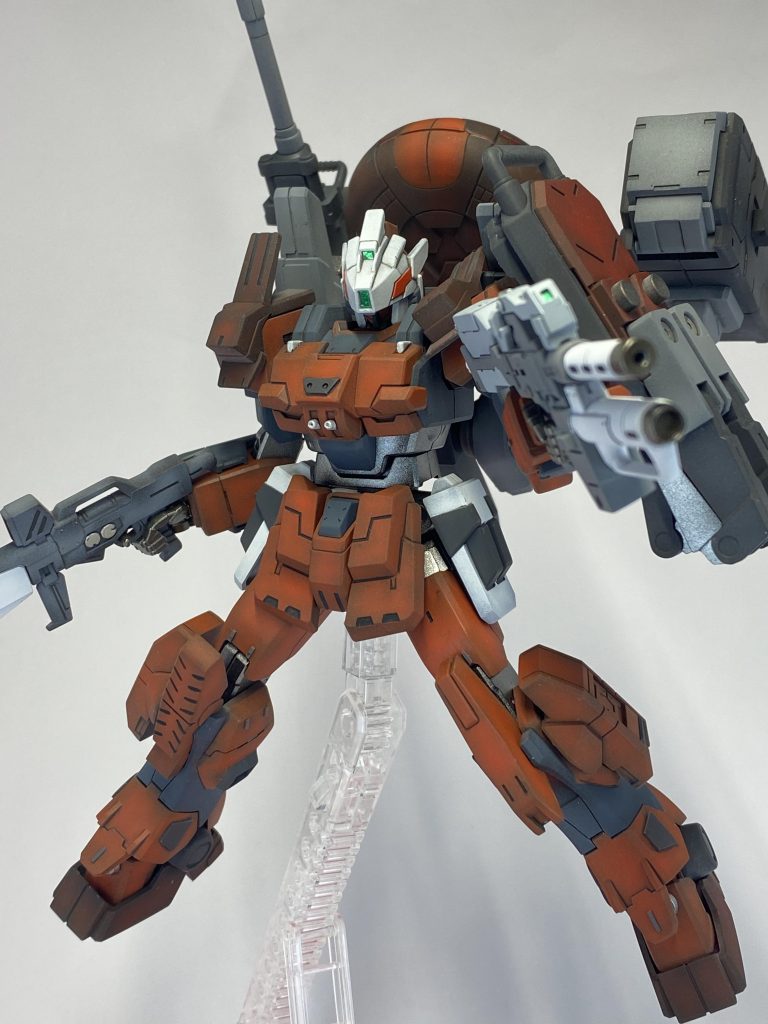 ライフル両手持ちはろまん