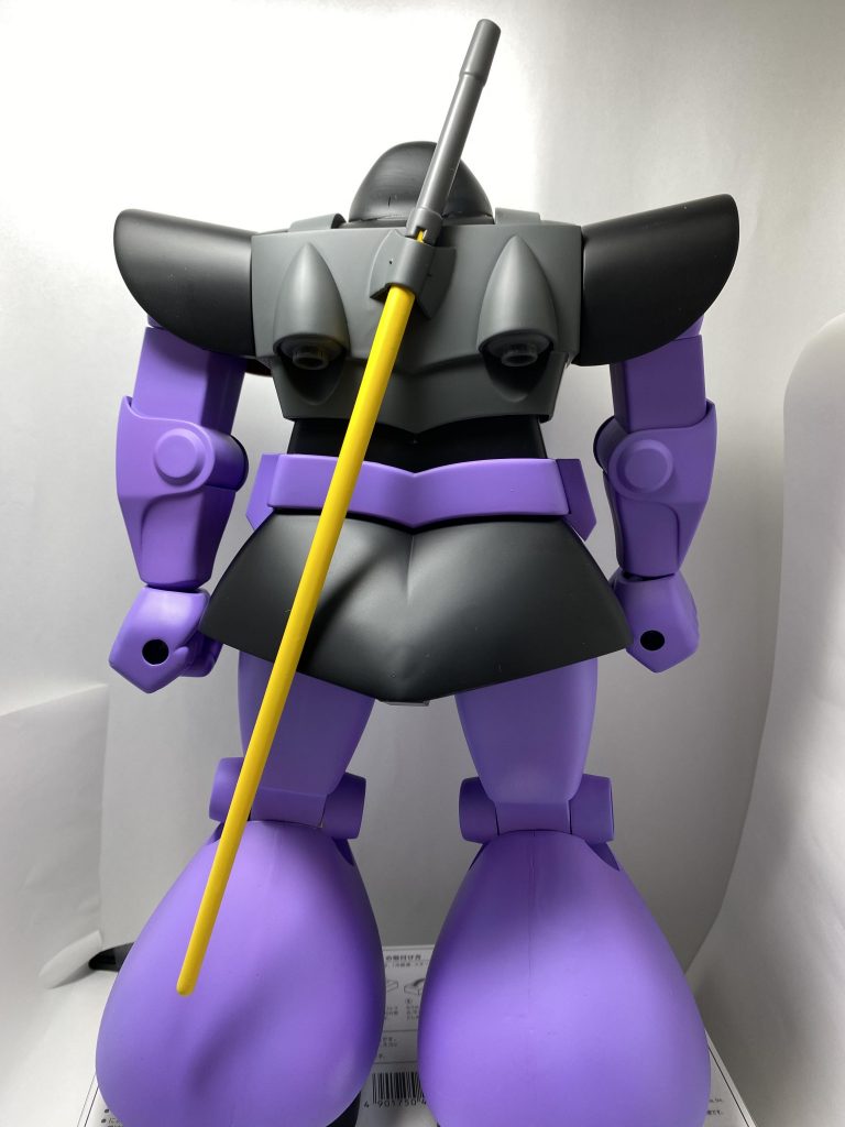 後ろ姿もまた素晴らしいですね！