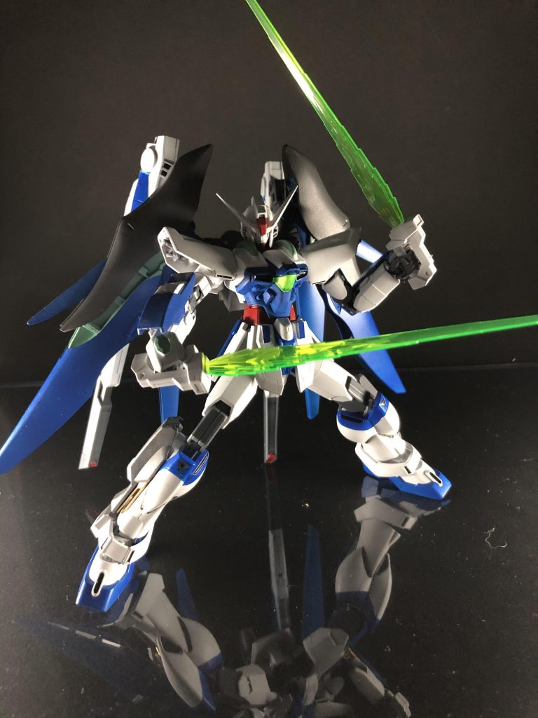 恐らく原作にはないでしょうがサテキャのサーベルも一応持たせれます。サテキャはブラストマスターのものを使用しています。