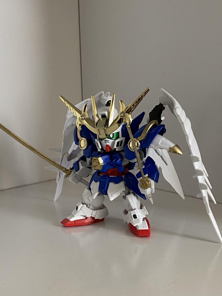 ゴールドの塗装ムラがあるのは内緒でw