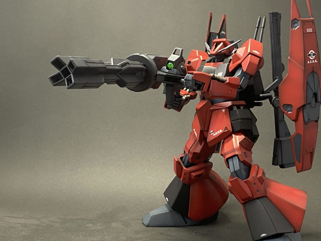 武器にリックディアスの頭があるのチャームポイントですね。
