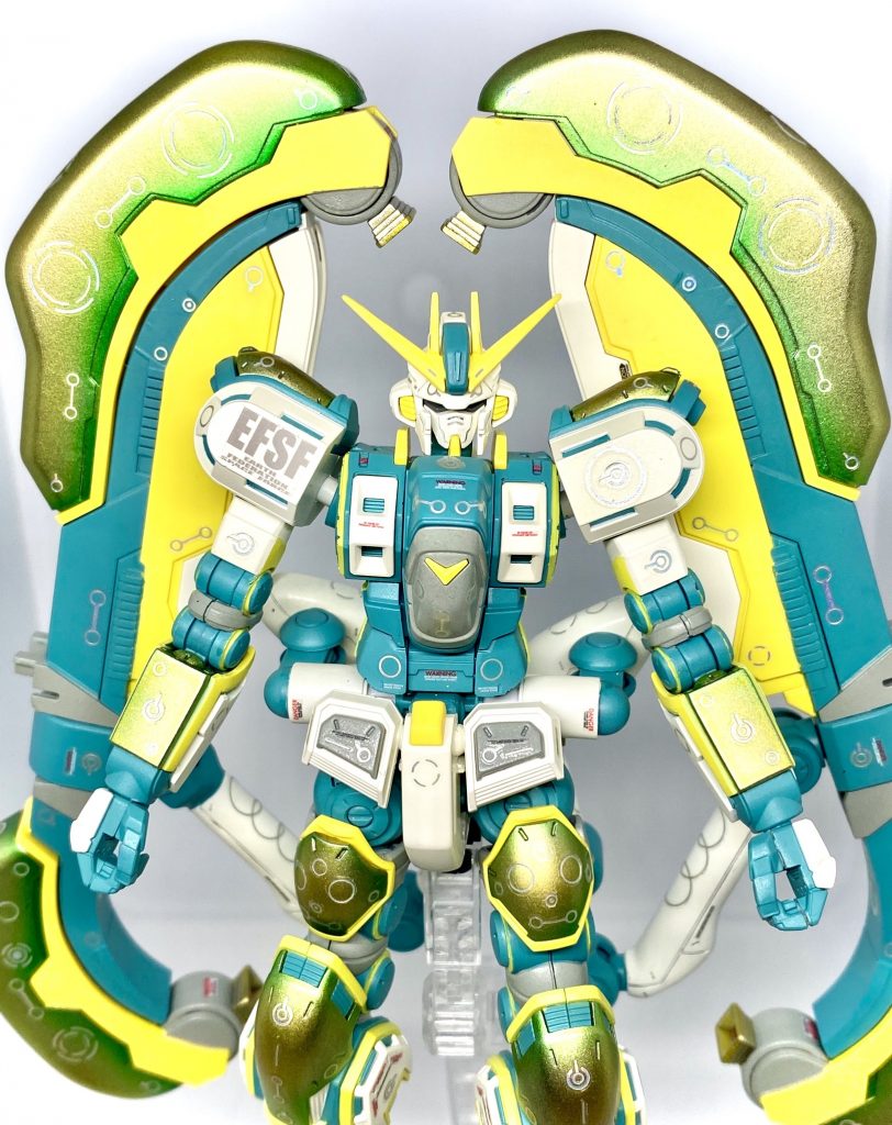 サブレックをリング状に形成すると、神々しいオーラを出した感じになりますね!