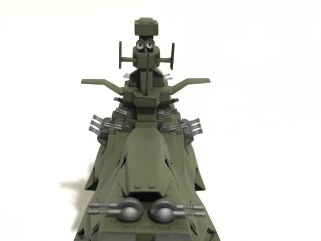 艦橋後ろにサラミスのレーダーを設置