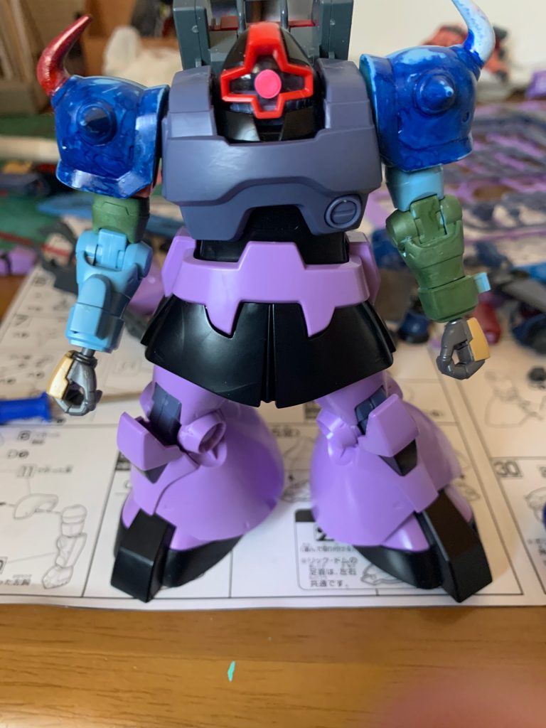 そして家にあったパーツで何とか形を作りました