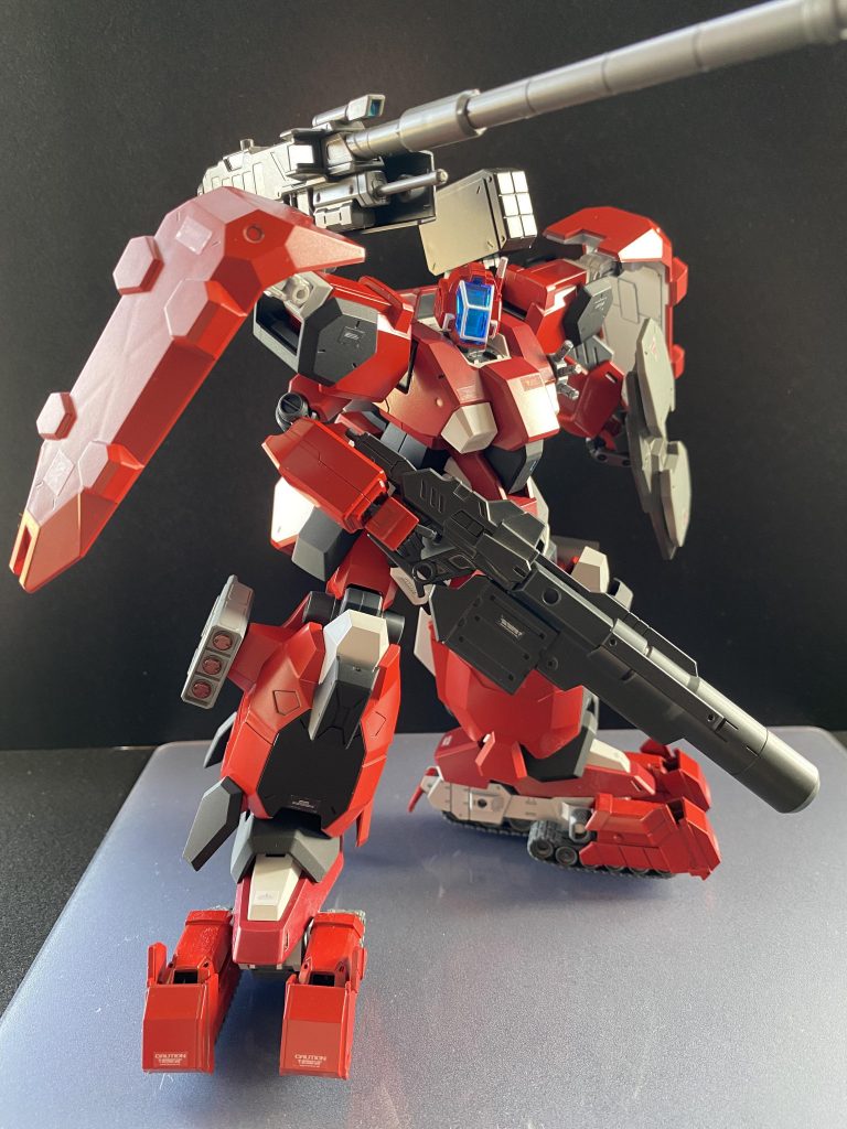 最後に、本機を目にしたダイバーは皆、口をそろえて「何処かで見た事がある」と言う。