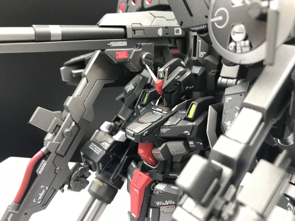 上半身アップ。黒いゼータもなかなか。