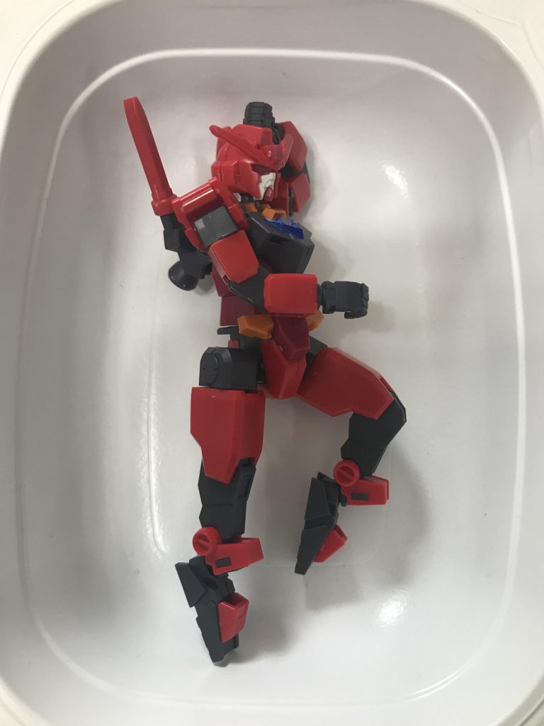 可動の自由度がすごい。コアガンダム単体ですごく遊べる！