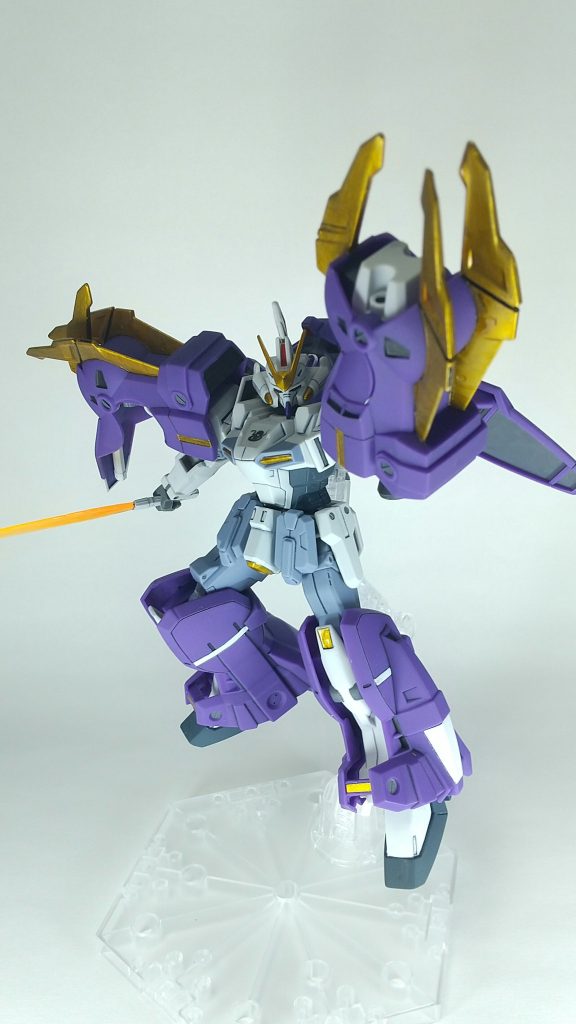 古いキットなので可動域が狭いですがなかなかいい絵になってると思います