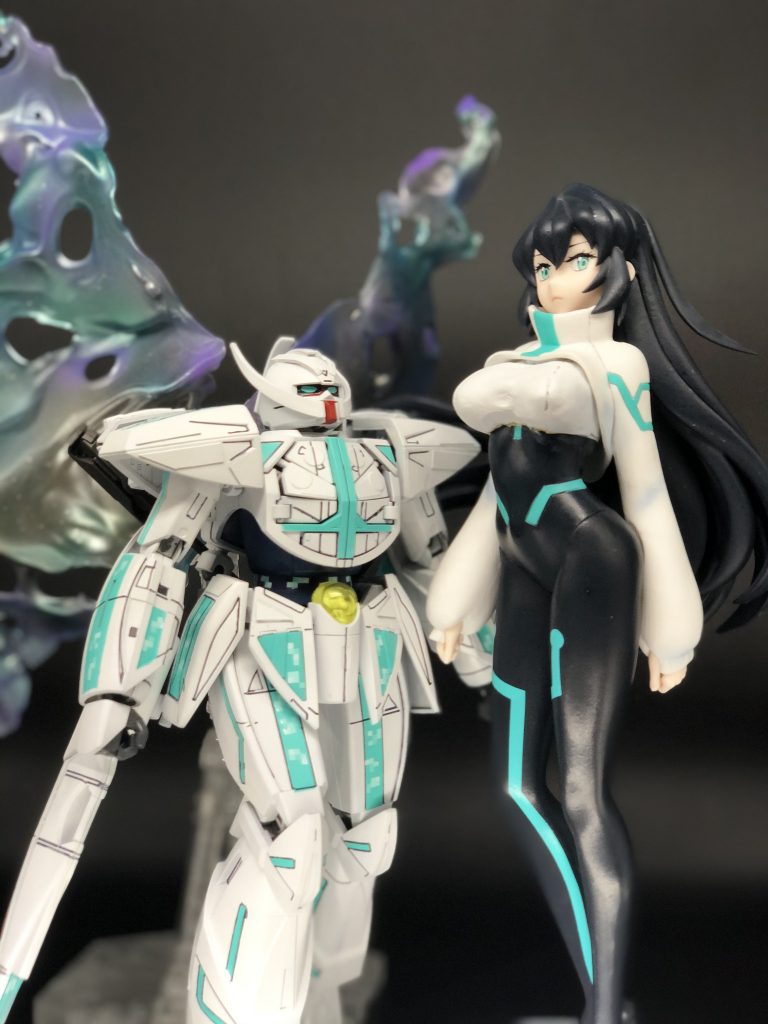 今回は余り改造しないでカラーなどで表現してみました。またまた筋彫りは勉強中なので頑張りたいです!!以上、ハヤブサ屋の∀ガンダムでした(≧▽≦)ゞ