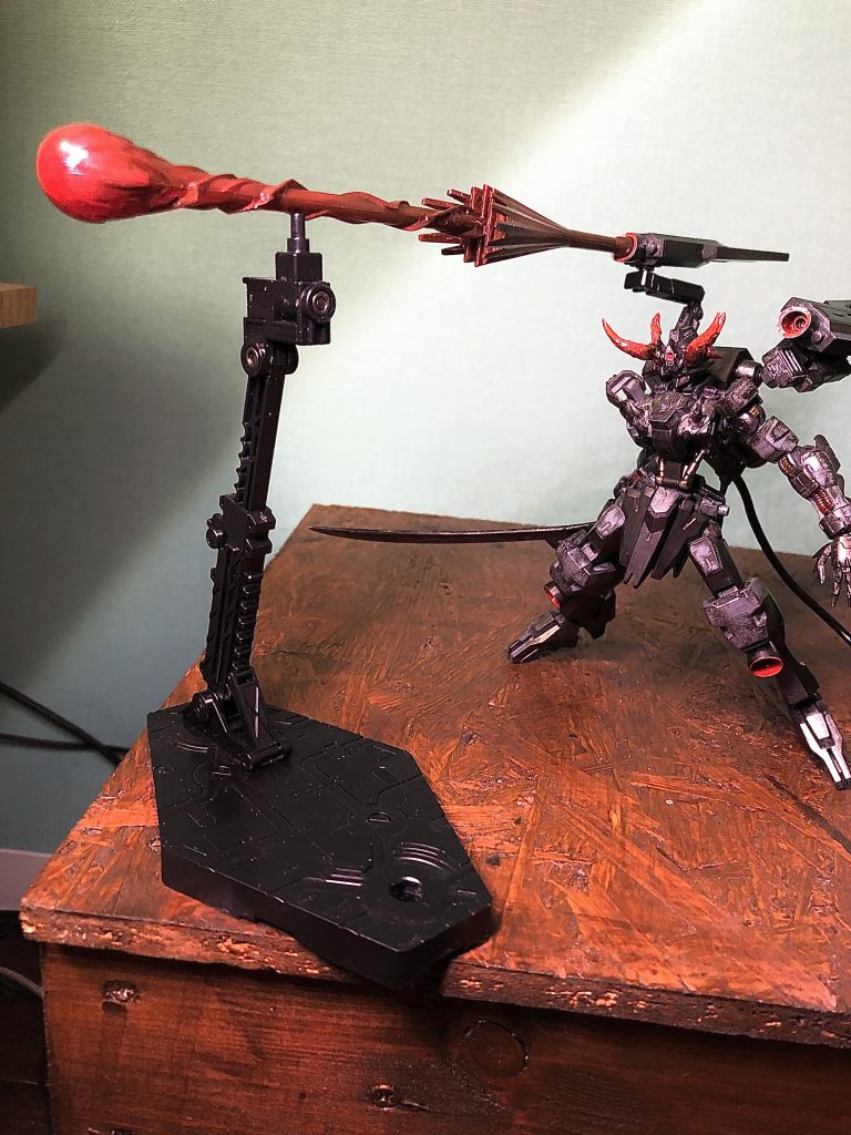 両翼からはビームが射てます。オリジナル設定ですから超火力です。