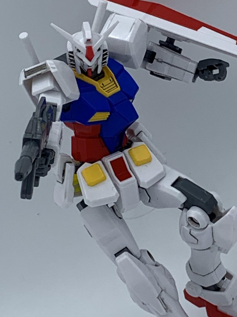 1/144のRX-78全キットを並べた中にベースガンダムとOガンダム混ぜるボケをかましたかっただけの突貫仕様