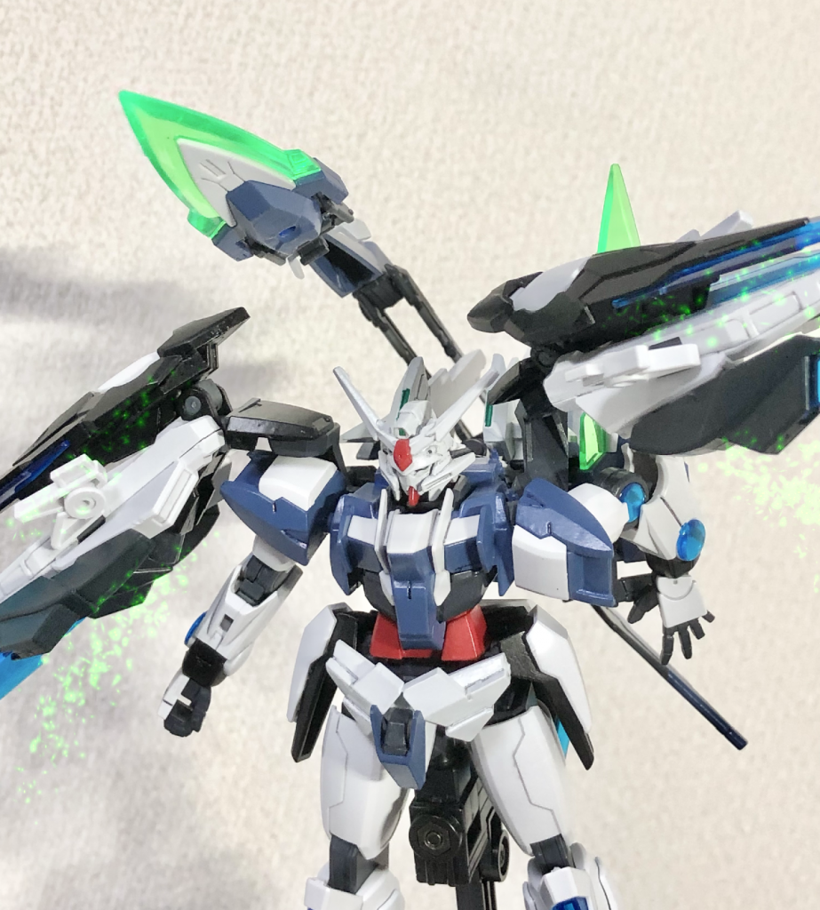 ケリスユニットのサブアームでＧＮカタールを持てば隠し腕の様なトリッキーな攻撃ができます。 