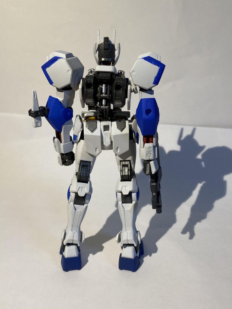 バルバトス、グシオンリベイク、ダブルオーダイバーのミキシング！レプスはアンテナにちなみ、うさぎという意味です。