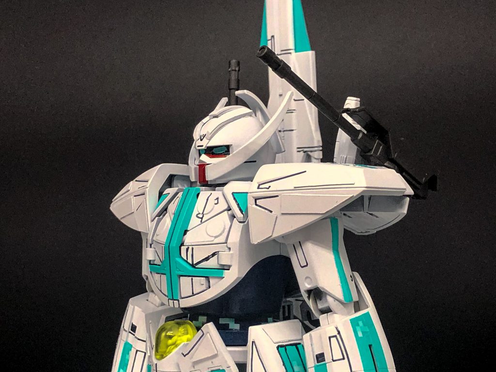 メイの重武装なイメージで肩にバルバトスの機関銃を着けて肩のギミックに合わせて稼働できるようにしました。( ´ ꒳ ` )ノ