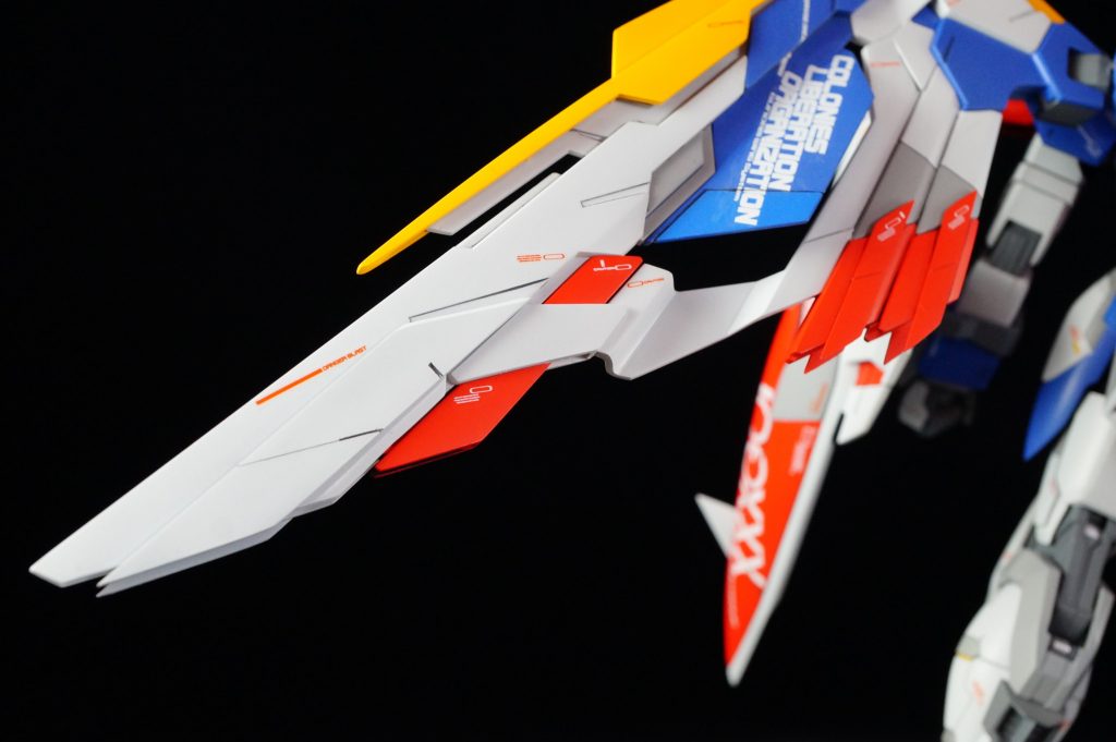 羽も少し追加してみました。