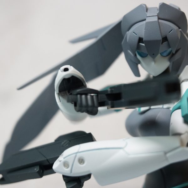 モビルドール　メイ