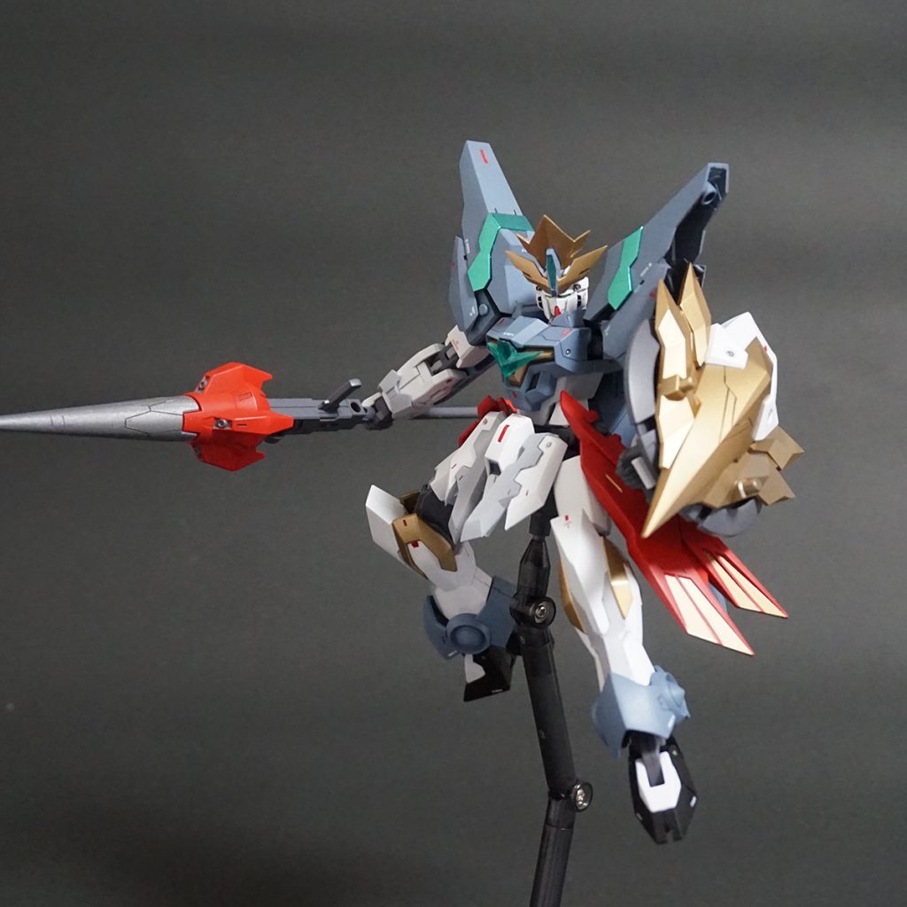 ライテイショットランサー改を構えて