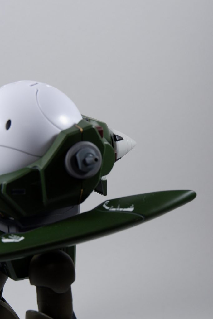 ハロローダーの腕の付け根穴はボールデンアームズ等についているジョイントがぴったりはまるので、接着して使用してます。