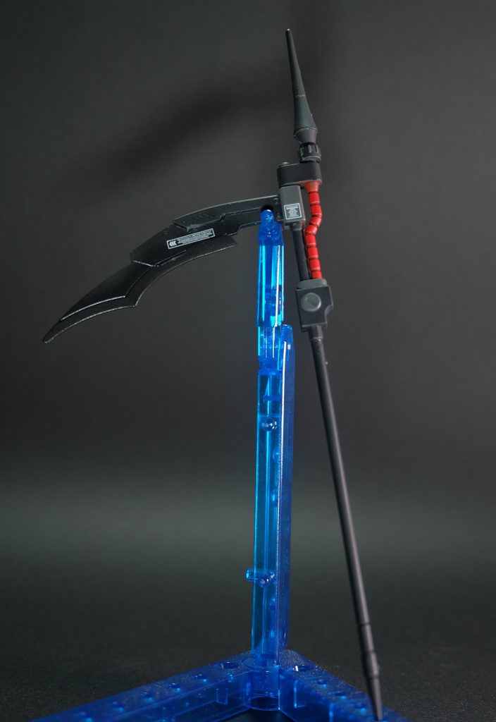 ニーズヘグ少し刃部分がさみしく感じたので、基部を切り離しプラバンで延長し大型化