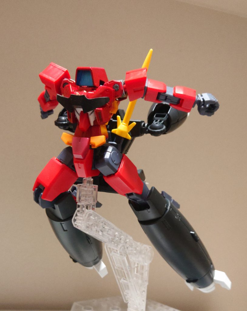 アウンリゼフェイス・スピード。この形態には胴体アーマーがバイザー風になります。