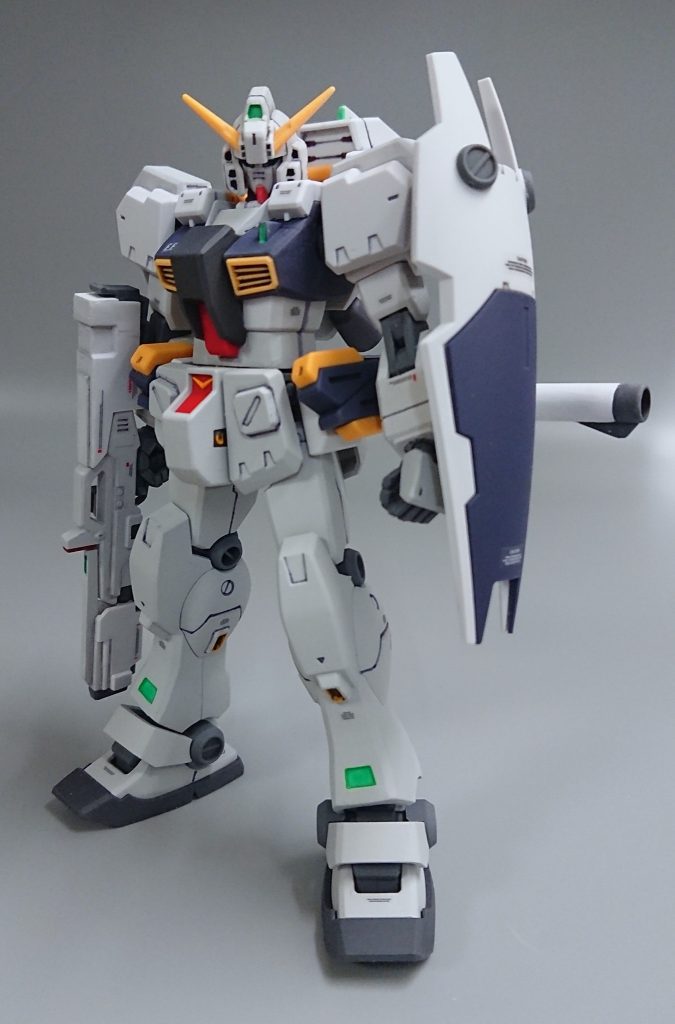 ヘイズル改のバックパックを装備。