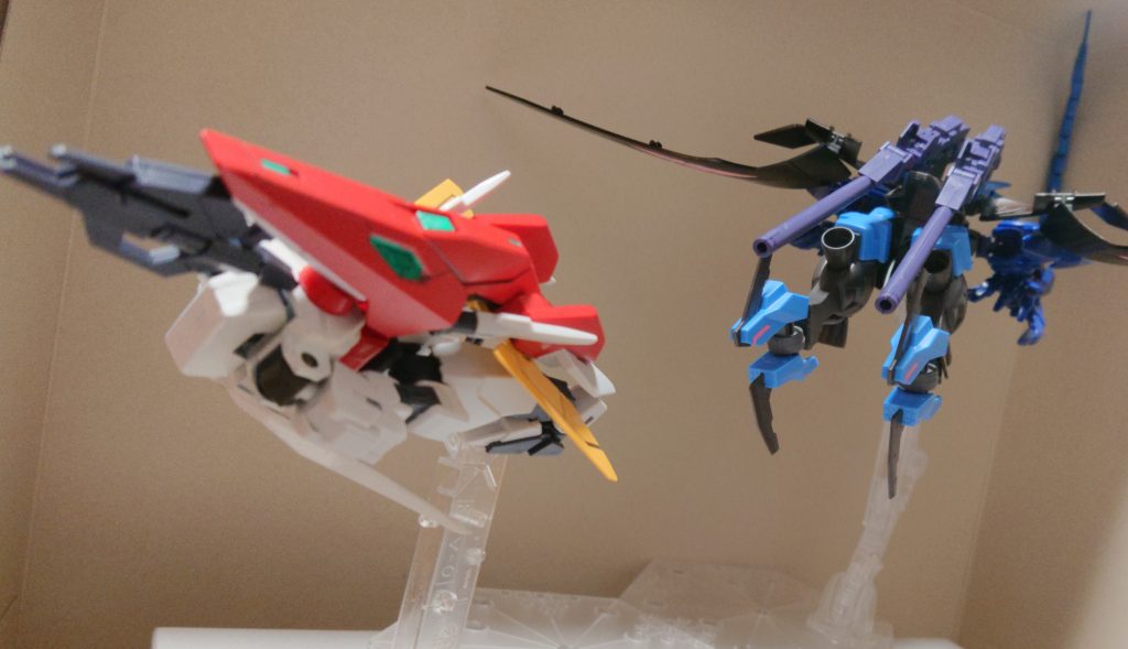 V・フェイスとイーヴィル・Zの戦闘。