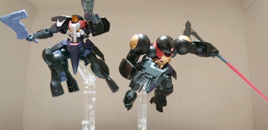 二機のコンビネーションで敵を翻弄する!