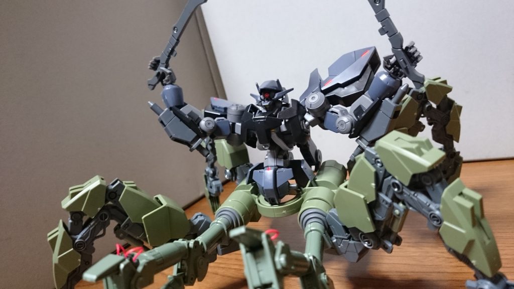 鉄華団との戦闘で重傷を負ってしまったアインくん。\阿頼耶識という手段が最良だと言っている/アラ不思議!ちょっと手術を受けるだけでもう元気一杯に!これはボードウィン特務三佐もにっこりd=(^o^)=b