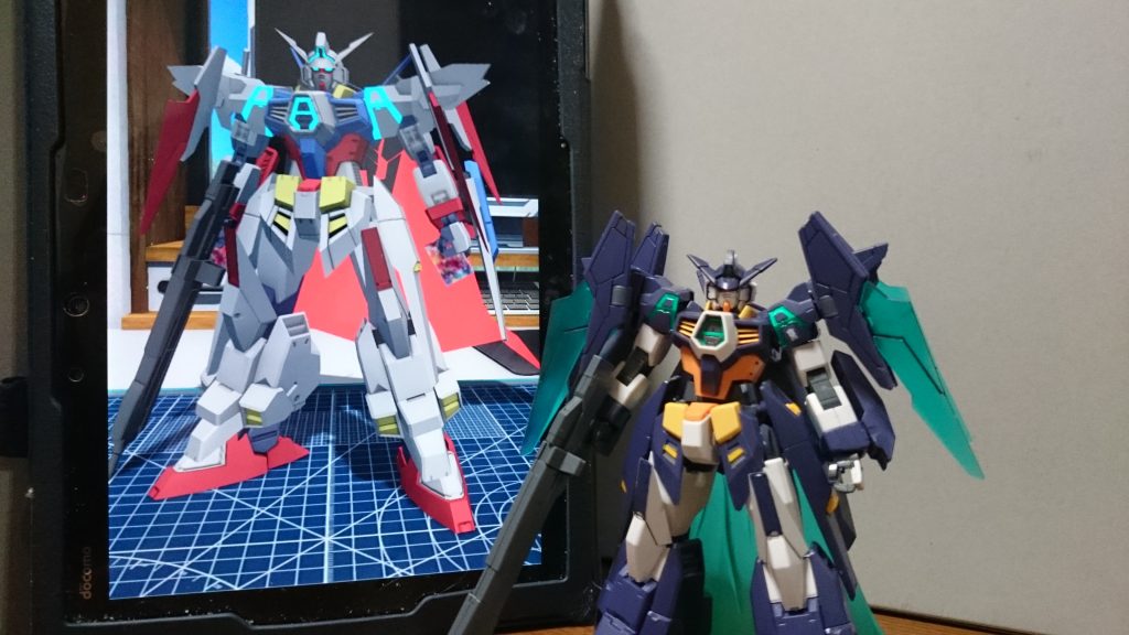 最後はガンブレモバイルで自分が使用しているトライエイジガンダムとツーショットっス。ちょっとカラーリングを弄ってるっスよしかしまさかカラーリング変更でTRYAGEマグナムに出来ないとは…