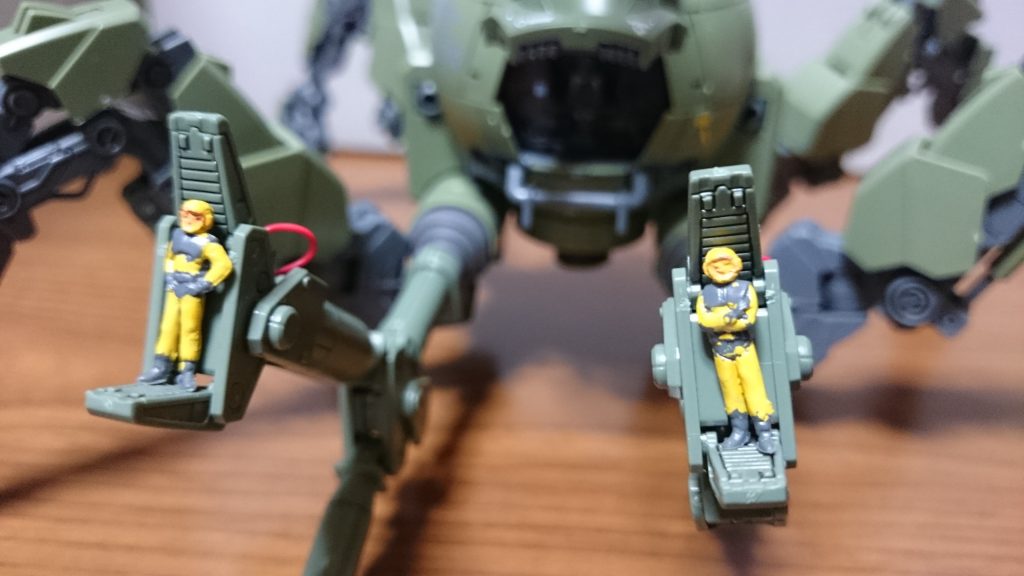 整備兵も付属っス。ただし自立はすごく困難。……地味に顔の肌の調色ミスってるっス